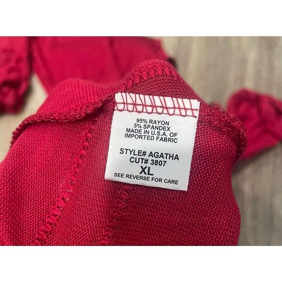 Mesmerize Red Cold Shoulder XL Top - Picture 6 of 6